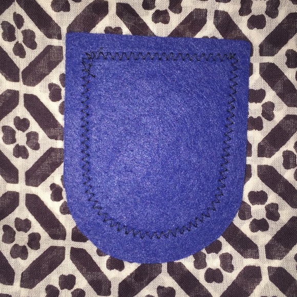 Vintage Embroidered Gold & Blk Felt Germany Patch - Picture 2 of 4